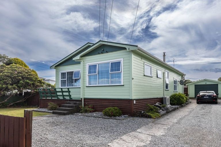 Photo of property in 10 Blake Street, Blaketown, Greymouth, 7805