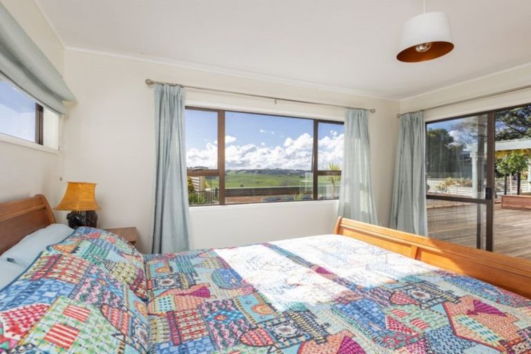 Photo of property in 66 Waiteitei Road, Wellsford, 0974