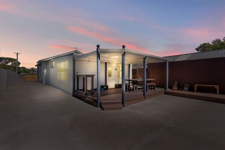 Photo of property in 34 Rodney Street, New Brighton, Christchurch, 8061