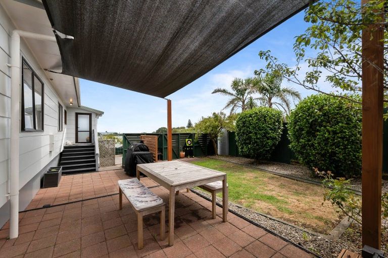 Photo of property in 20a Tahurangi Place, Spotswood, New Plymouth, 4310