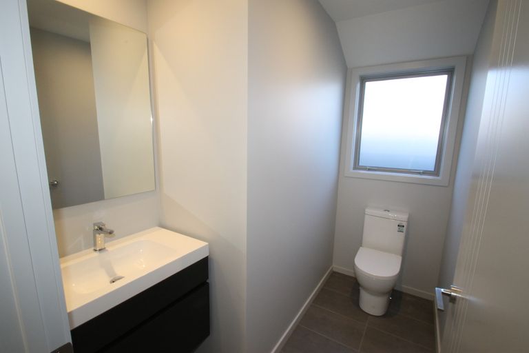 Photo of property in 15 Caledonia Drive, Mosgiel, 9024