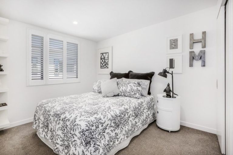 Photo of property in 11/7 Handyside Street, Tawa, Wellington, 5028