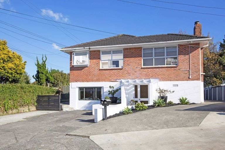 Photo of property in 43 Aurea Avenue, Pakuranga, Auckland, 2010