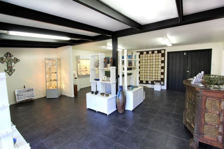 Photo of property in 6676 Christchurch Akaroa Road, Takamatua, Akaroa, 7581