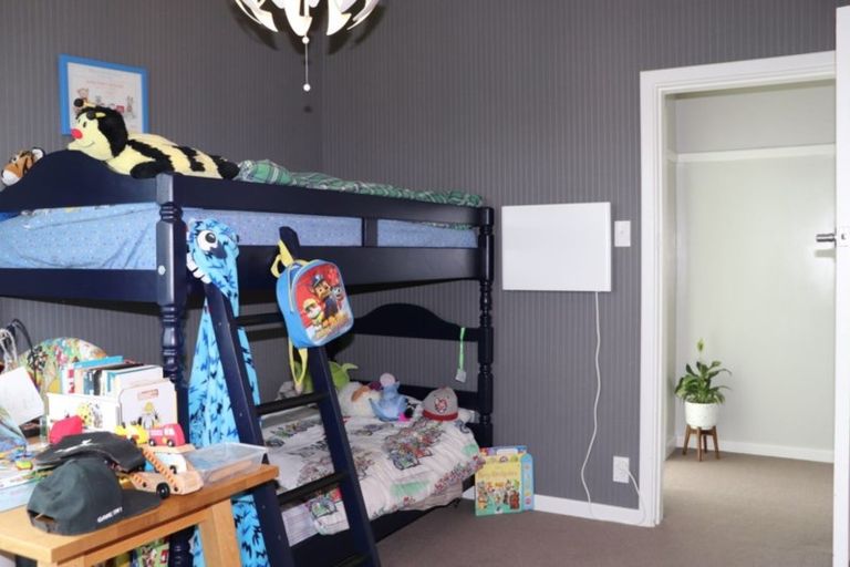 Photo of property in 2 Neva Street, Fortrose, Invercargill, 9875