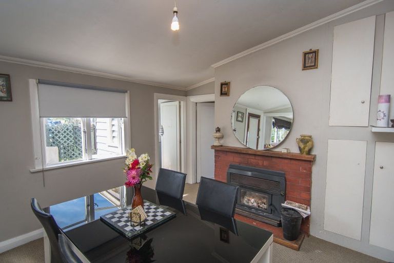 Photo of property in 18 Buchanan Street, Parkside, Timaru, 7910