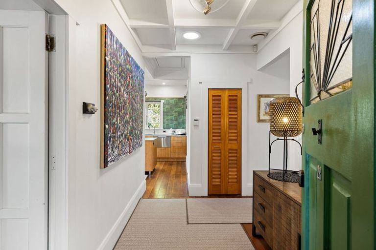 Photo of property in 28 Oakley Avenue, Claudelands, Hamilton, 3214