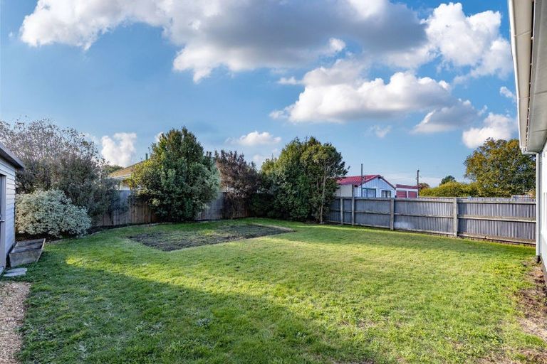 Photo of property in 17 Doreen Street, Aranui, Christchurch, 8061