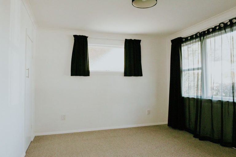 Photo of property in 12 Lincoln Street, Picton, 7220