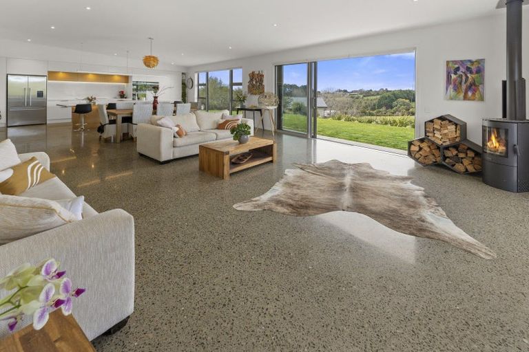 Photo of property in 6 Shirtcliff Lane, Redwood Valley, Richmond, 7081