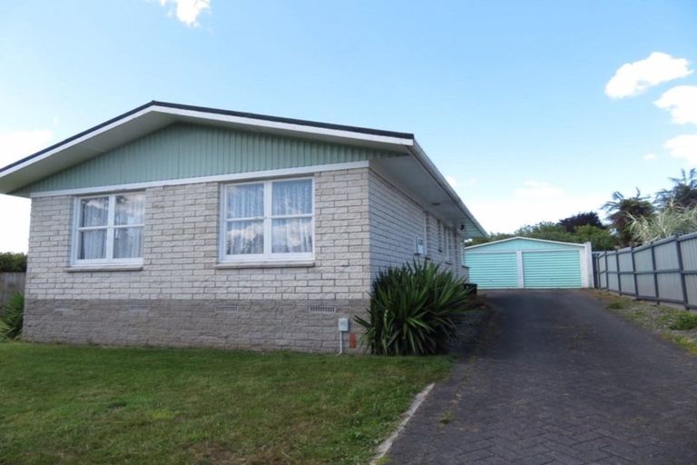 Photo of property in 12 Tanekaha Place, Pukete, Hamilton, 3200
