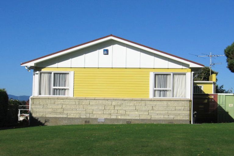 Photo of property in 21 Truscott Avenue, Johnsonville, Wellington, 6037