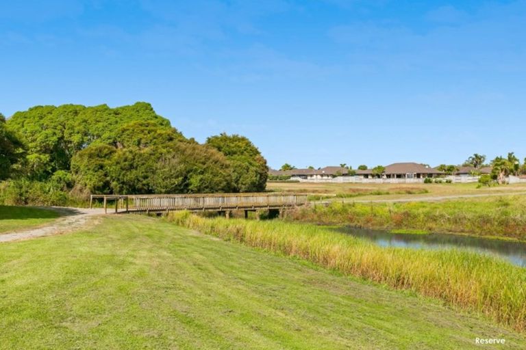 Photo of property in 47 Corinth Grove, Papamoa Beach, Papamoa, 3118