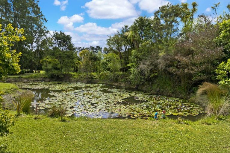 Photo of property in 106 Sanders Road, Paremoremo, Albany, 0793