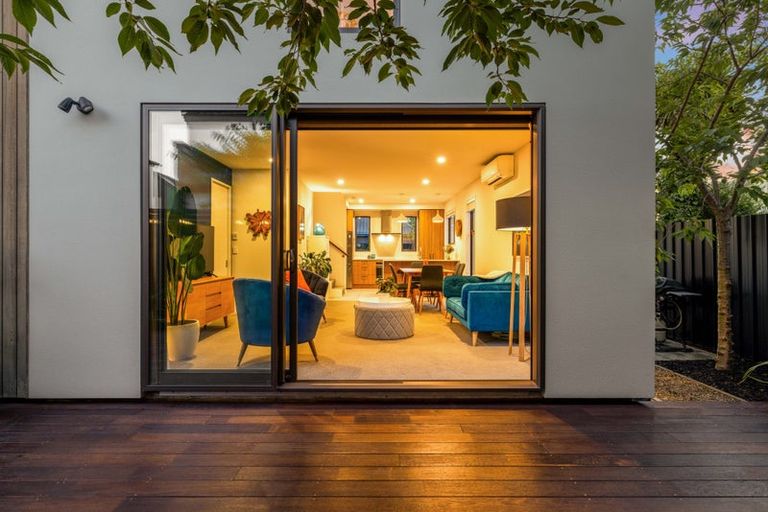 Photo of property in 6/555 Manchester Street, St Albans, Christchurch, 8014