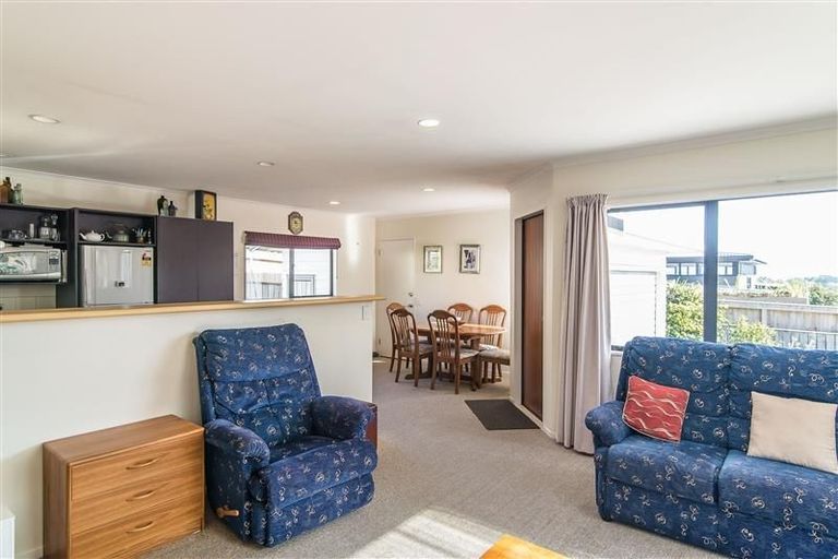 Photo of property in 19b Huia Street, Waikanae, 5036
