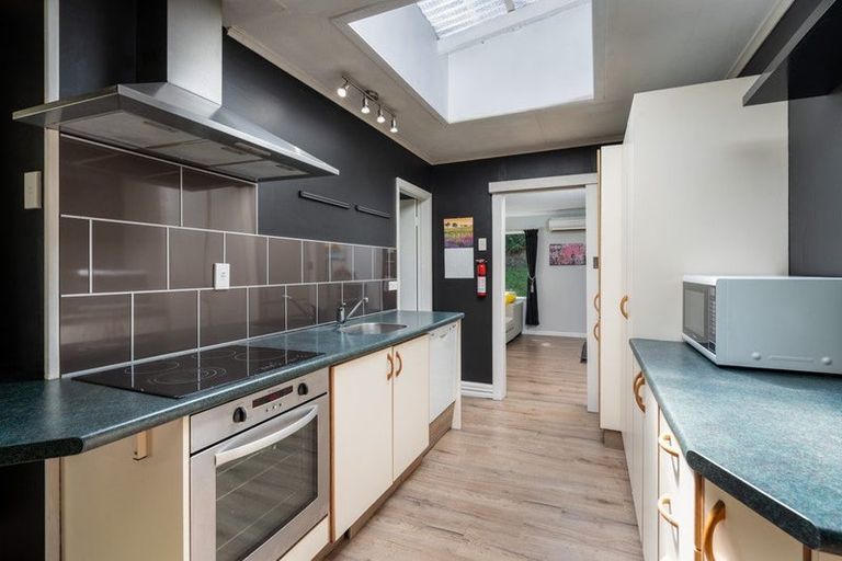 Photo of property in 19 Haywood Street, The Glen, Dunedin, 9011