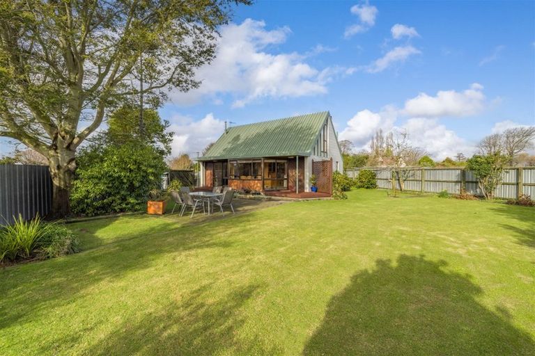 Photo of property in 233 New Brighton Road, Burwood, Christchurch, 8061