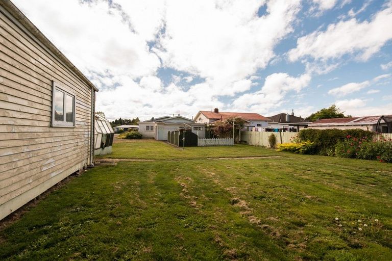 Photo of property in 50 Pitt Street, Raetihi, 4632