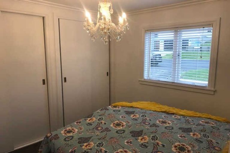 Photo of property in 2/40 Killarney Avenue, Torbay, Auckland, 0630