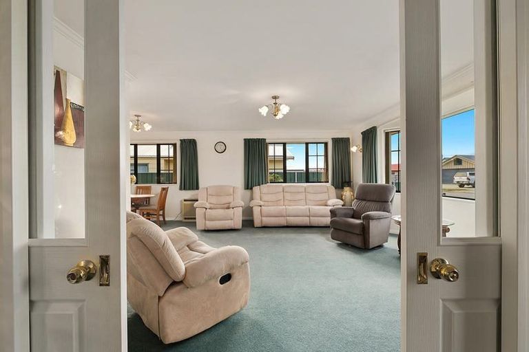 Photo of property in 42 Cairnmuir Crescent, Cromwell, 9310