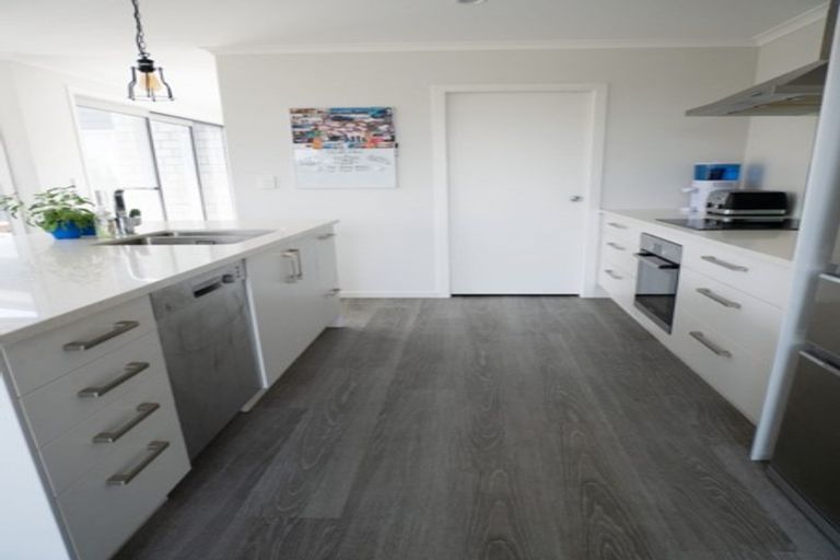 Photo of property in 48 Kuru Place, Papamoa, 3118