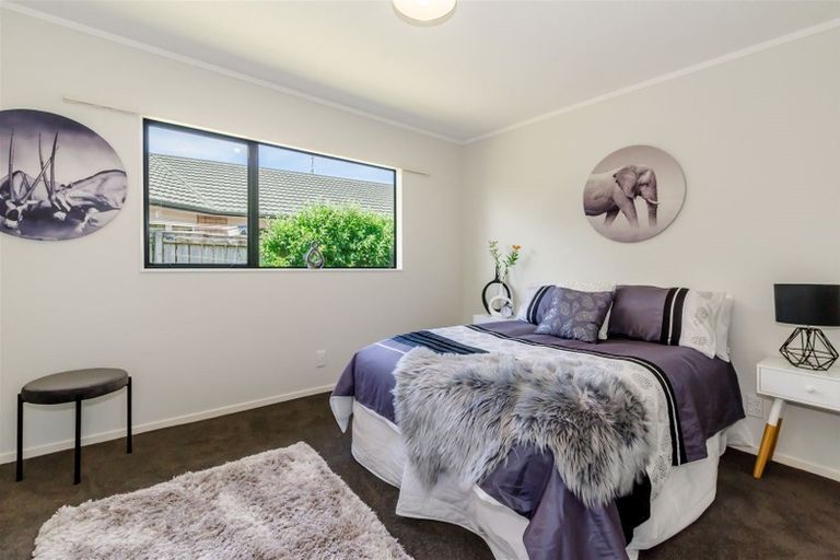 Photo of property in 16 Beachwater Grove, Paraparaumu Beach, Paraparaumu, 5032