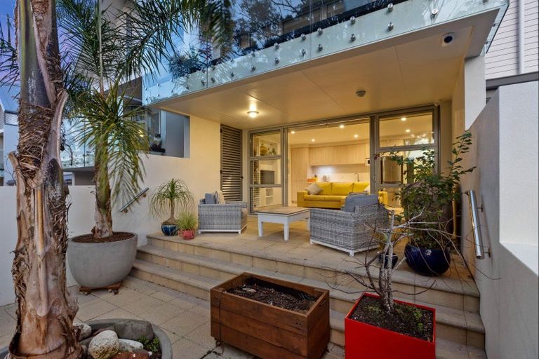 Photo of property in 15a Blake Greens, Silverdale, 0932