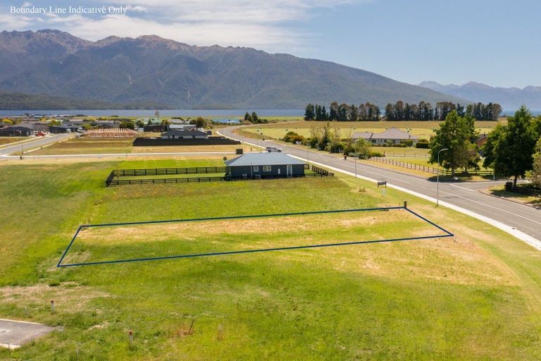 Photo of property in 9 Oraka Street, Te Anau, 9600