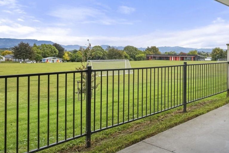 Photo of property in 26 Richardson Road, Omokoroa, 3114