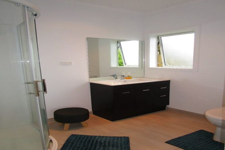 Photo of property in 159 Keri Vista Rise, Papakura, 2110