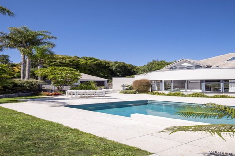 Photo of property in 270 Point View Drive, Dannemora, Auckland, 2016