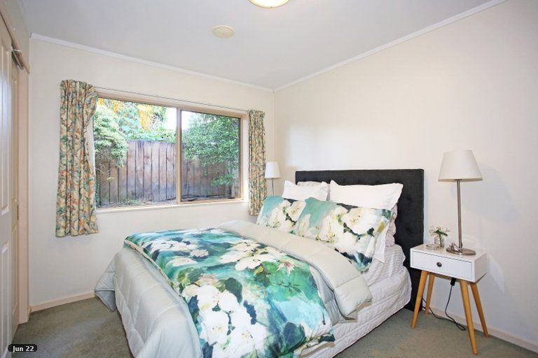 Photo of property in 35a Youngs Road, Papakura, 2110
