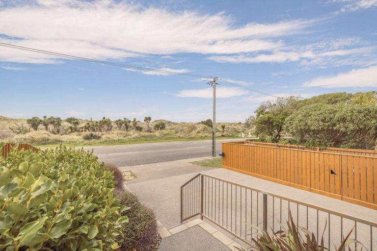 Photo of property in 2/518 Marine Parade, South New Brighton, Christchurch, 8062