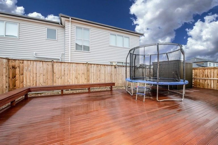 Photo of property in 2 Hermes Road, Flat Bush, Auckland, 2019