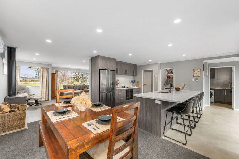 Photo of property in 123 Dittmer Drive, West End, Palmerston North, 4412