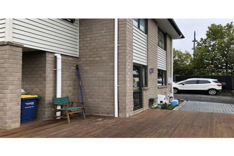 Photo of property in 79 Hugh Green Drive, Pinehill, Auckland, 0632