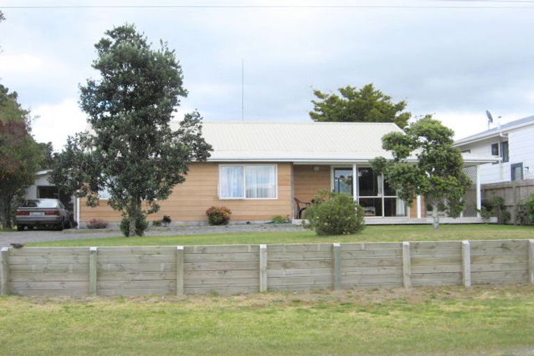 Photo of property in 107 Bellona Road, Whangamata, 3620