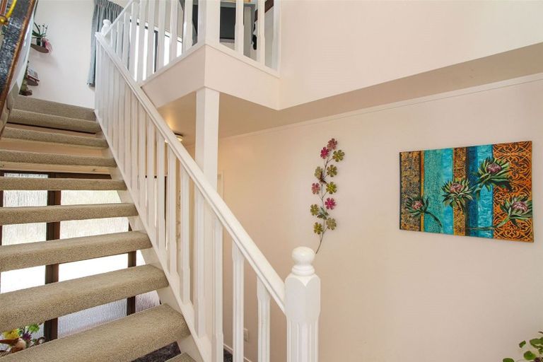 Photo of property in 46 Taihiki Road, Clarks Beach, 2122