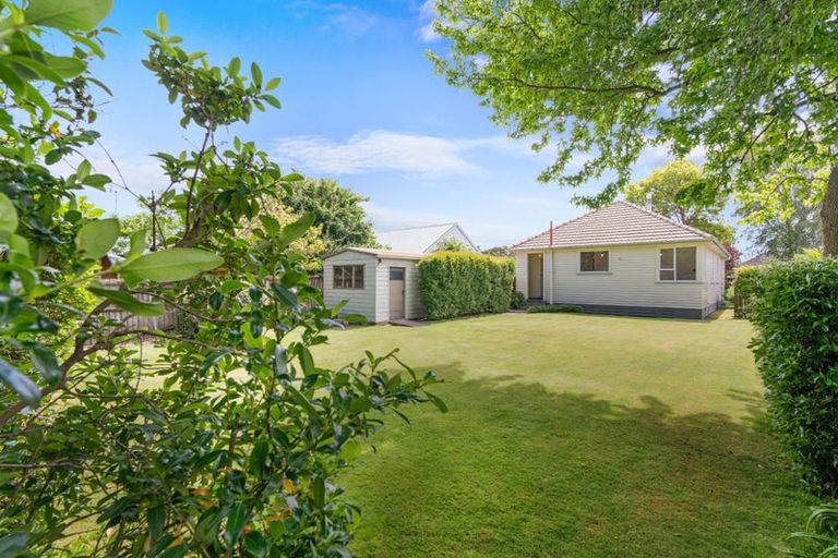 Photo of property in 141 Aorangi Road, Bryndwr, Christchurch, 8053