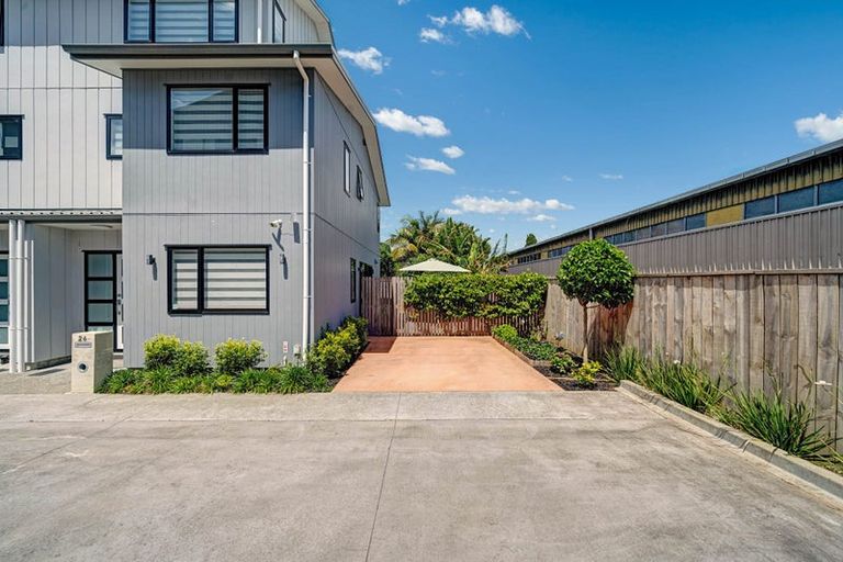 Photo of property in 26 Eileen Newey Place, Henderson, Auckland, 0612
