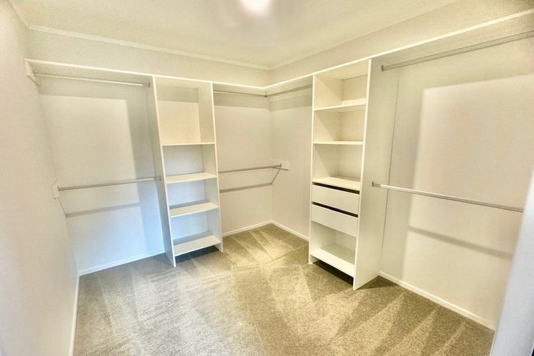 Photo of property in 12b The Avenue, Albany, Auckland, 0632