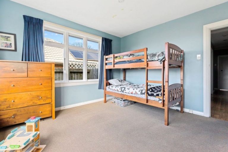 Photo of property in 77 Johns Road, Belfast, Christchurch, 8051