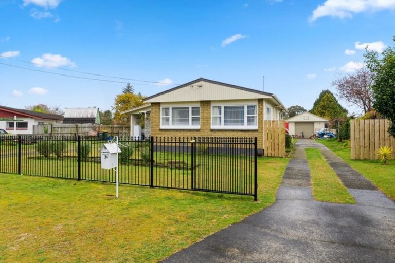 Photo of property in 7 Tapsell Road, Fairy Springs, Rotorua, 3015