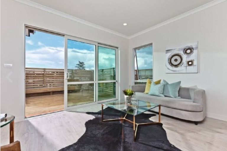 Photo of property in 1 Croix Greens, Silverdale, 0932