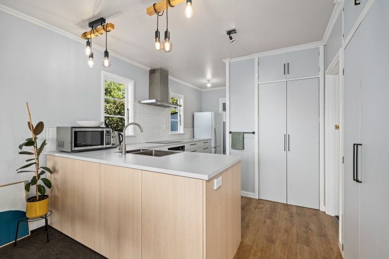 Photo of property in 12 Cubitt Street, Blenheim, 7201