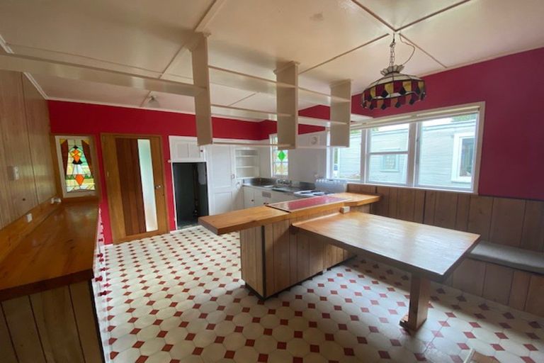 Photo of property in 27 Dahlia Street, Palmerston North, 4410