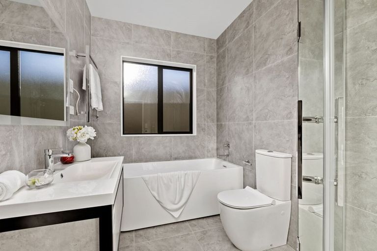 Photo of property in 32 Jeroboam Loop, Kumeu, 0810