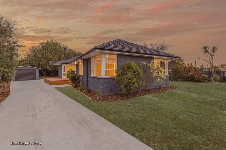 Photo of property in 367 Mairehau Road, Parklands, Christchurch, 8083
