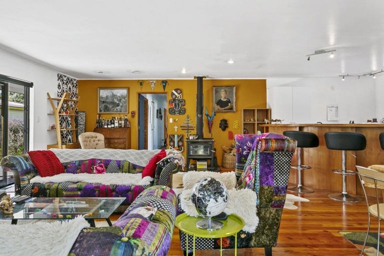 Photo of property in 193 Te Rangitautahanga Road, Turangi, 3334